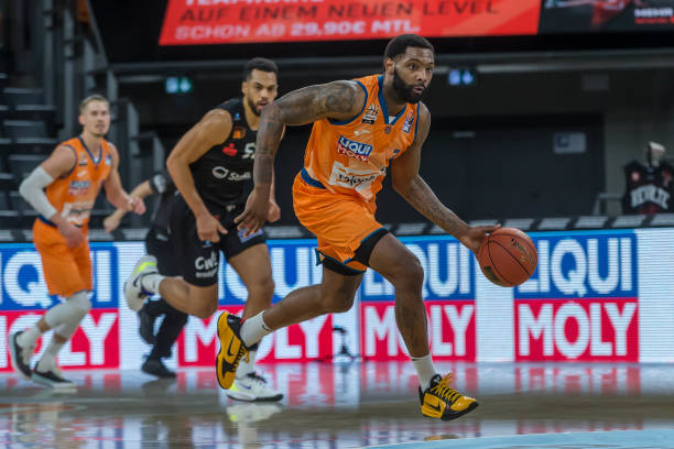 场比赛会在 场比赛会在