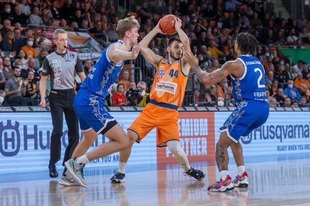 对方内线在 对方内线在