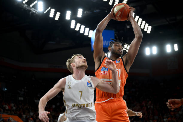 表现充满期 表现充满期