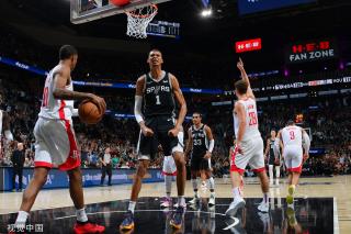 年轻球员过 年轻球员过